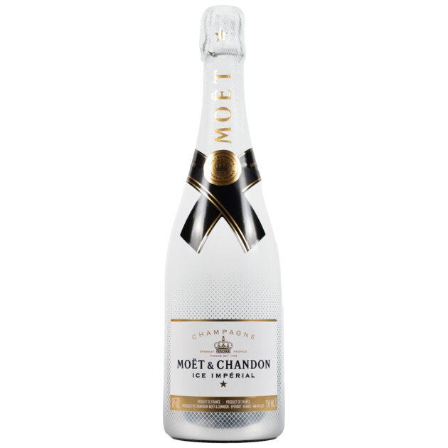 Moët Ice Impérial Champagne 750ml bottle served over ice