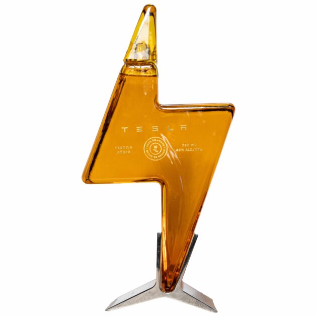 Tesla Tequila Añejo | 750ml