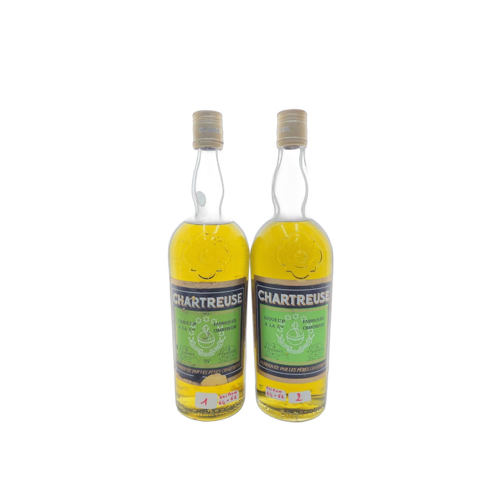 Chartreuse Voiron Verte 1964-1966 1964 Chartreuse Green Liqueur (Voiron) 700ml - Image 1